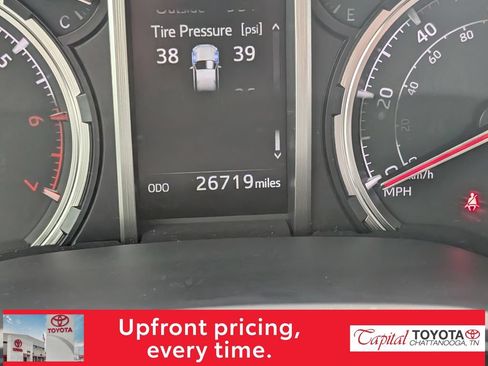 Used 2024 Toyota 4Runner Limited AWD/4WD image 21