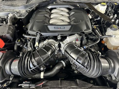 Used 2024 Ford Mustang GT Premium RWD image 27