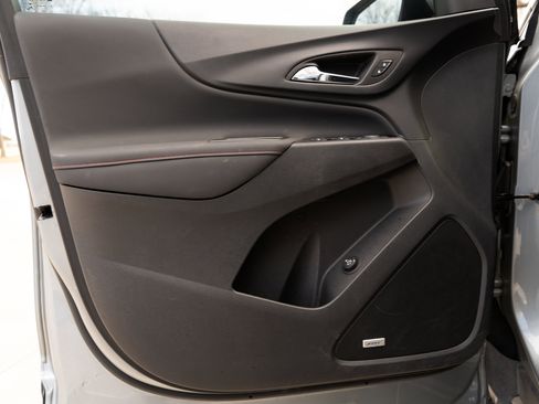 Used 2023 Chevrolet Equinox RS w/ RS Leather Package image 37