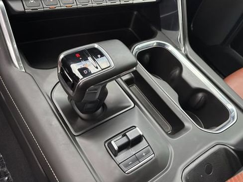 Used 2023 GMC Sierra 1500 Denali Ultimate AWD/4WD image 28