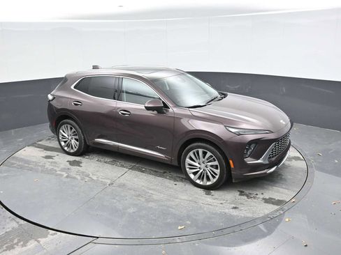 Used 2024 Buick Envision Avenir image 27