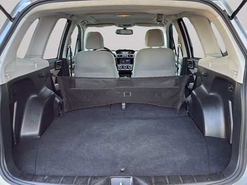 Used 2016 Subaru Forester 2.5i Premium w/ Popular Package #2 image 9