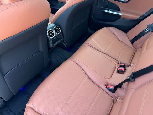New 2026 Mercedes-Benz C 300 4MATIC Sedan image 11
