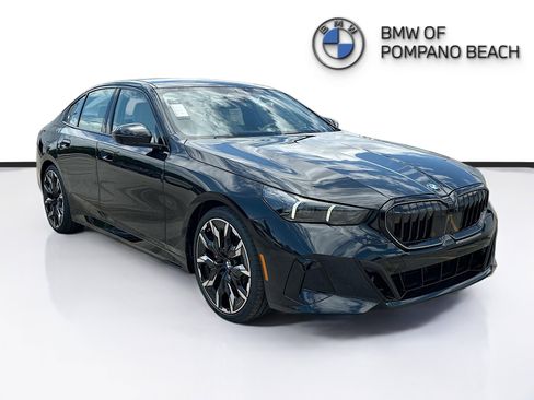 New 2027 BMW 530i RWD image 1
