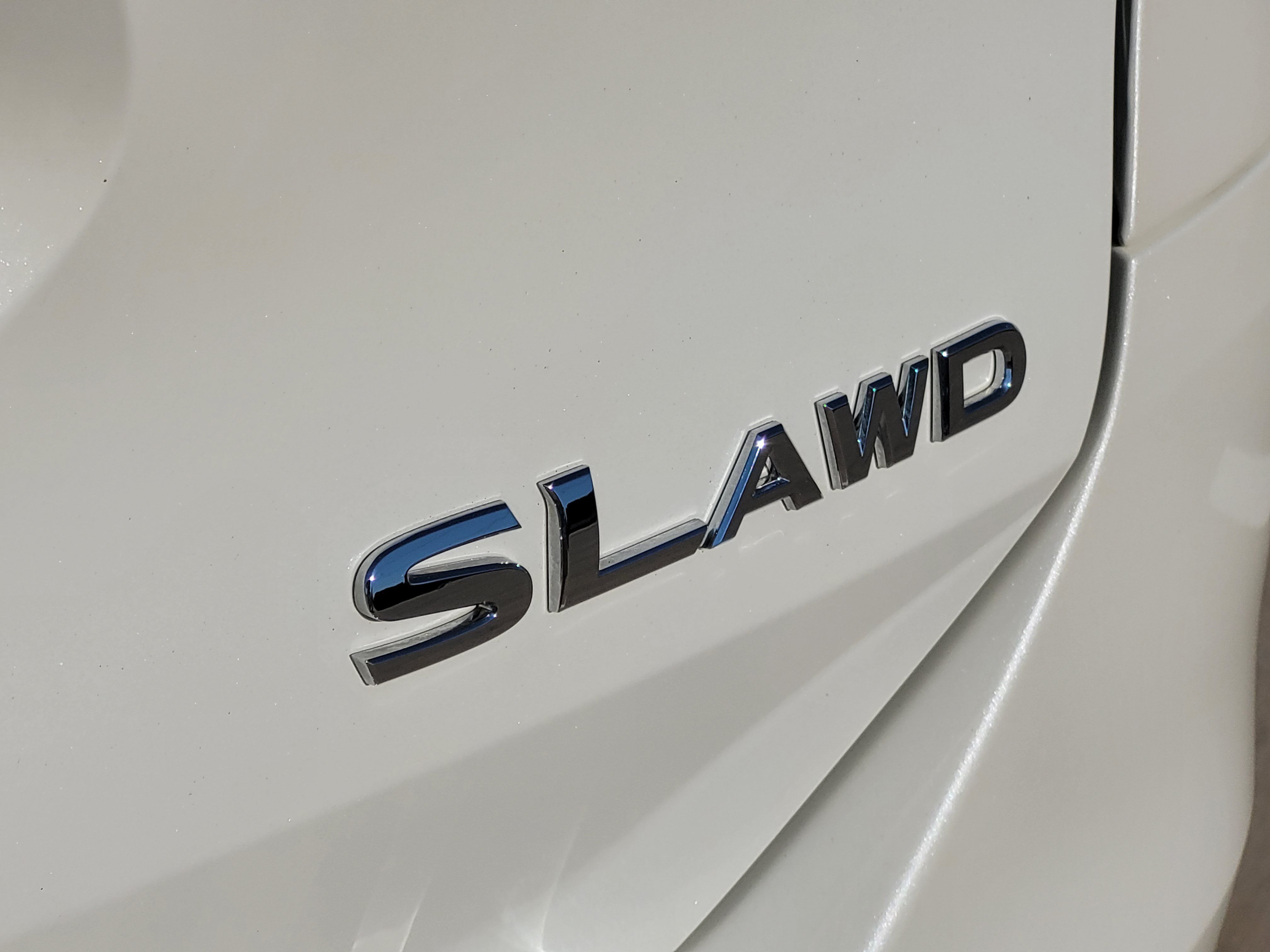 Used 2016 Nissan Rogue SL AWD/4WD image 8
