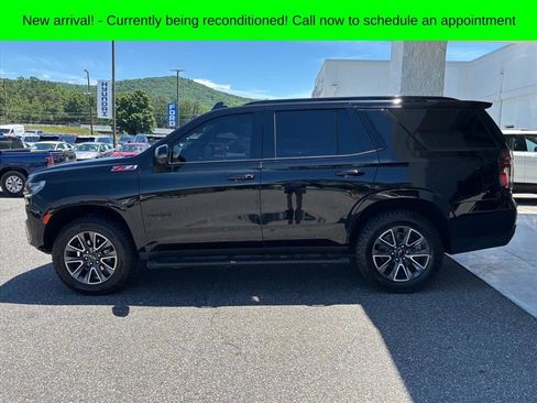 Used 2024 Chevrolet Tahoe Z71 w/ Luxury Package AWD/4WD image 24