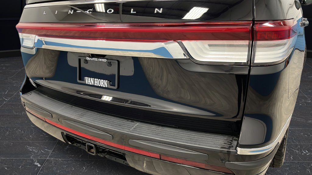 Used 2024 Lincoln Navigator Reserve AWD/4WD image 40