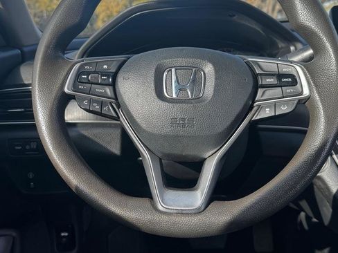 Used 2019 Honda Accord LX image 18