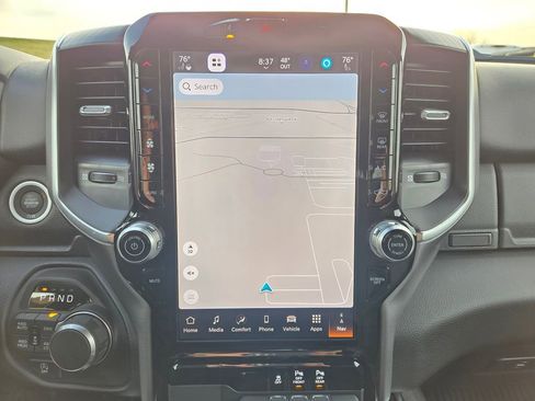 Used 2025 RAM 1500 Big Horn image 25