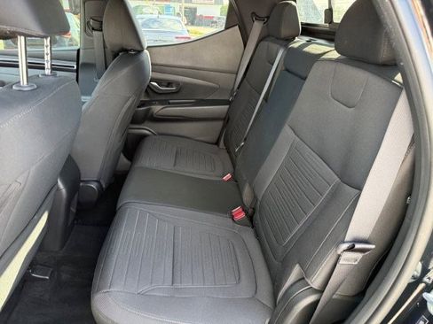 Used 2023 Hyundai Santa Cruz SEL Premium w/ Launch Package image 13