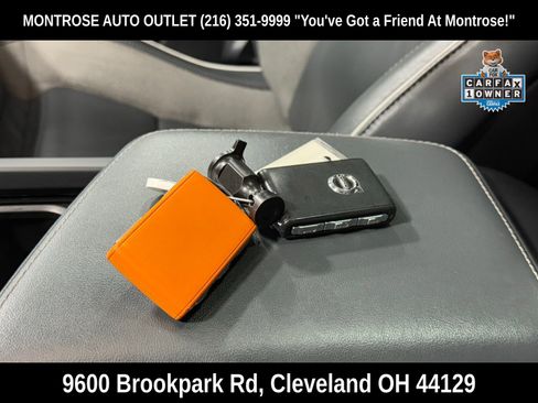 Used 2022 Volvo XC60 T8 R-Design w/ Advanced Package image 58