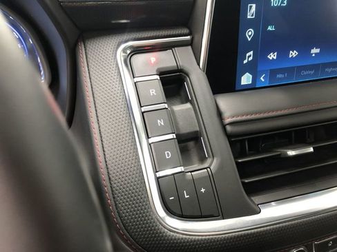 Used 2023 Chevrolet Suburban RST w/ Sport Performance Package image 26