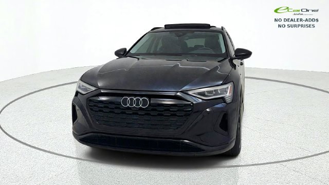 Used 2024 Audi Q8 e-tron Premium AWD/4WD image 2