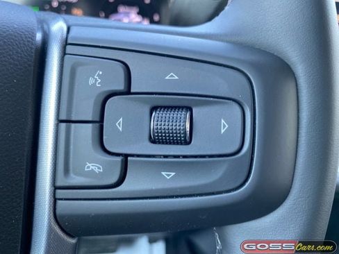 Used 2026 GMC Sierra 3500 SLE w/ SLE Value Package AWD/4WD image 18