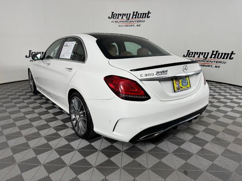 Used 2020 Mercedes-Benz C 300 Sedan image 8
