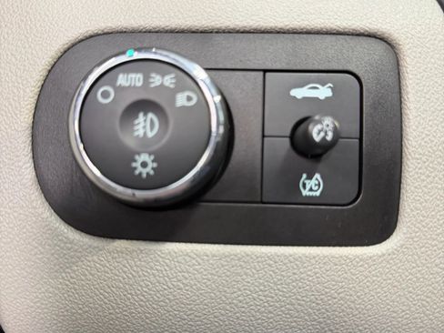 Used 2007 Chevrolet Impala LT image 23