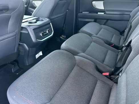 Certified 2025 Ford Expedition Active RWD image 4