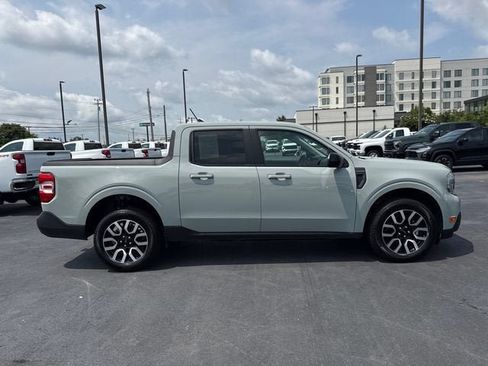 Used 2024 Ford Maverick Lariat FWD image 2