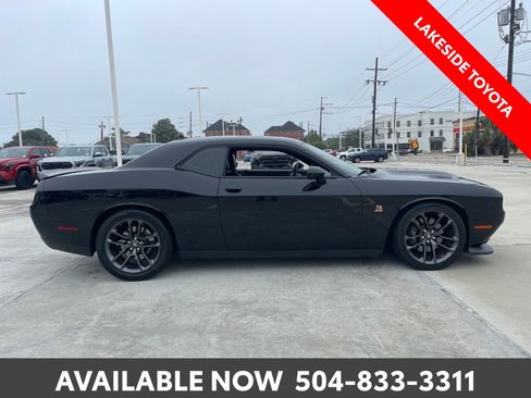 Used 2022 Dodge Challenger R/T Scat Pack w/ Plus Package RWD image 6