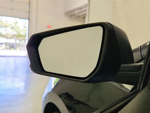 Used 2019 Chevrolet Equinox LS w/ LPO, Blackout Package FWD image 28