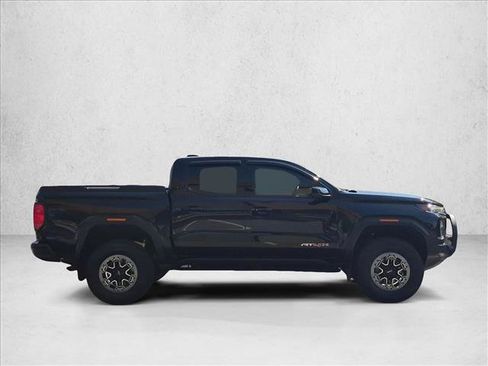 Used 2023 GMC Canyon AT4X w/ Edition 1 AWD/4WD image 4