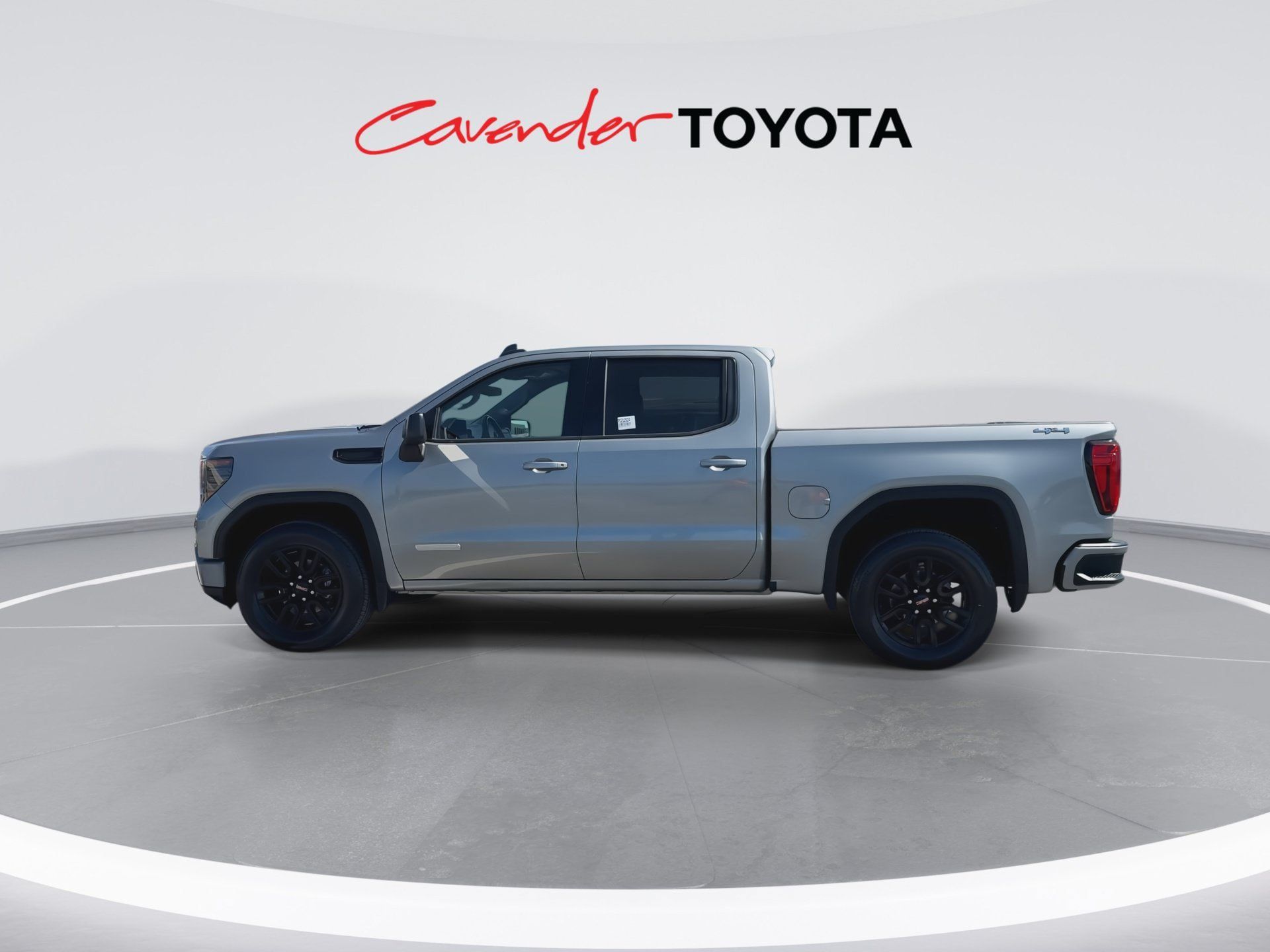 Used 2024 GMC Sierra 1500 Elevation AWD/4WD image 5