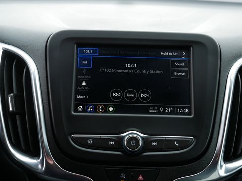 Used 2024 Chevrolet Equinox LT image 22