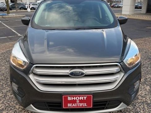 Used 2018 Ford Escape SE image 8