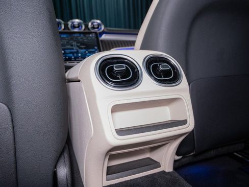 Certified 2023 Mercedes-Benz C 300 Sedan image 24
