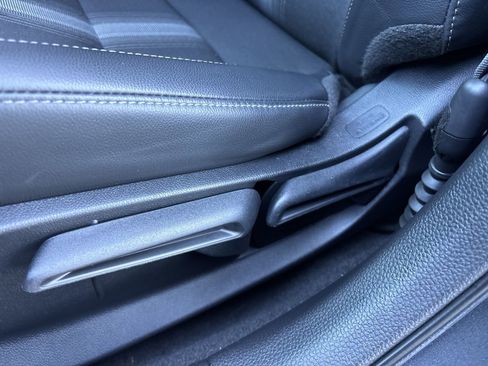 Used 2023 Honda Civic Sport image 12