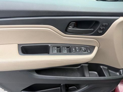 Used 2019 Honda Odyssey EX-L image 8