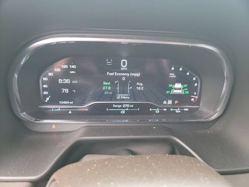 Used 2024 GMC Yukon XL SLT w/ SLT Luxury Package AWD/4WD image 14