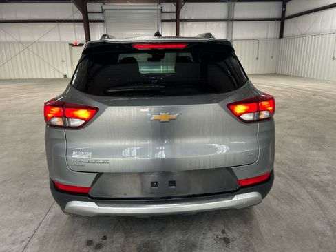 Used 2025 Chevrolet TrailBlazer LT AWD/4WD image 4