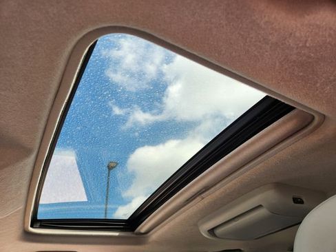 Used 2013 Toyota Highlander Limited image 11