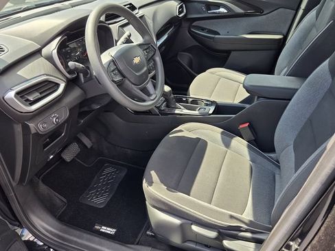 Certified 2023 Chevrolet TrailBlazer LS FWD image 9