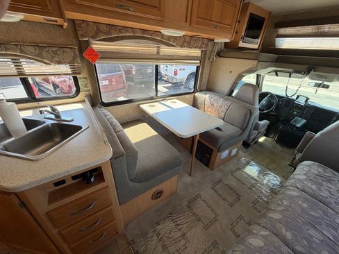 Used 2008 Chevrolet Express 3500 w/ RV Package image 12