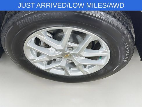 Used 2024 Chevrolet Equinox LT AWD/4WD image 29