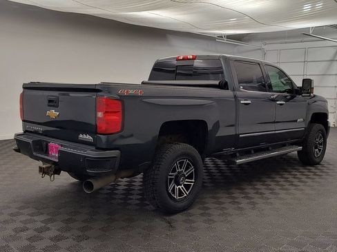 Used 2017 Chevrolet Silverado 2500 High Country w/ Duramax Plus Package AWD/4WD image 9