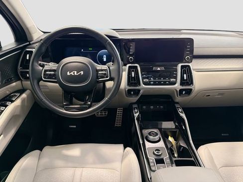 Used 2024 Kia Sorento SX Prestige w/ Panoramic Sunroof Package AWD/4WD image 21