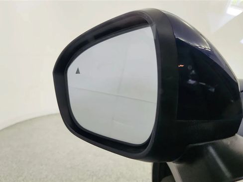 Used 2022 Mitsubishi Outlander SEL FWD image 22