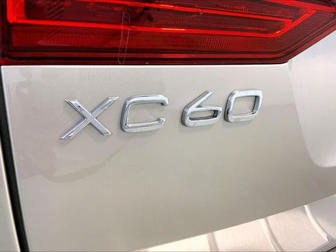 Used 2025 Volvo XC60 B5 Plus w/ Protection Package Premier AWD/4WD image 29