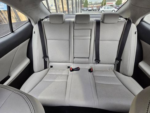 Used 2014 Lexus IS 250 w/ Premium Package RWD image 43
