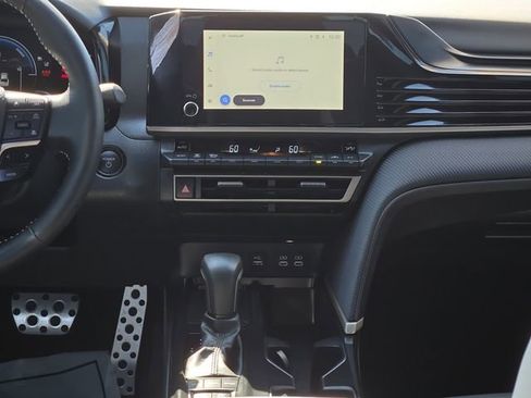 Certified 2026 Toyota Camry SE w/ Convenience Package image 19