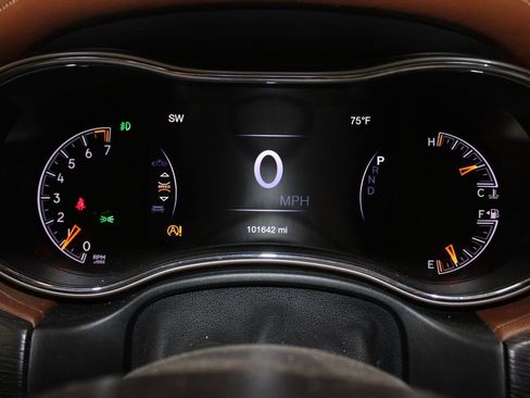 Used 2017 Jeep Grand Cherokee Summit image 19