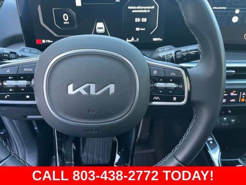 Used 2025 Kia Sorento SX FWD image 19