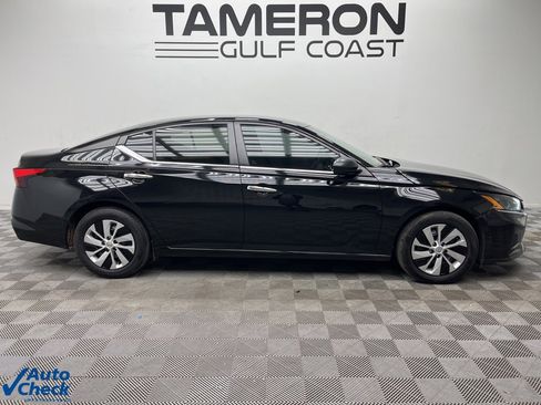 Used 2024 Nissan Altima 2.5 S image 4