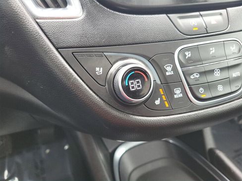 Used 2024 Chevrolet Malibu LT image 30