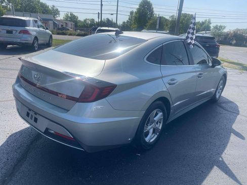 Used 2021 Hyundai Sonata SE FWD image 4