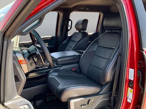 Used 2025 Ford F150 Raptor AWD/4WD image 8