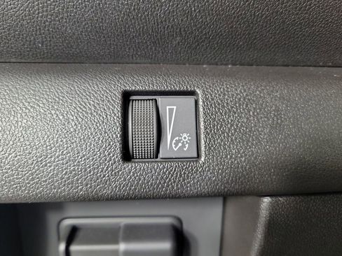 Used 2026 Chevrolet Colorado Trail Boss AWD/4WD image 28